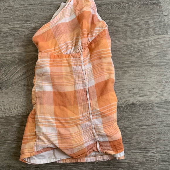 CUTE ORANGE TOP !! - Picture 5 of 5